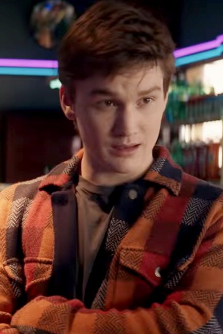 matt-lintz-ms-marvel-red-flannel-jacket-1